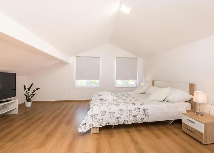 3 Bedroom Awesome In Сasa de vacaciones *
