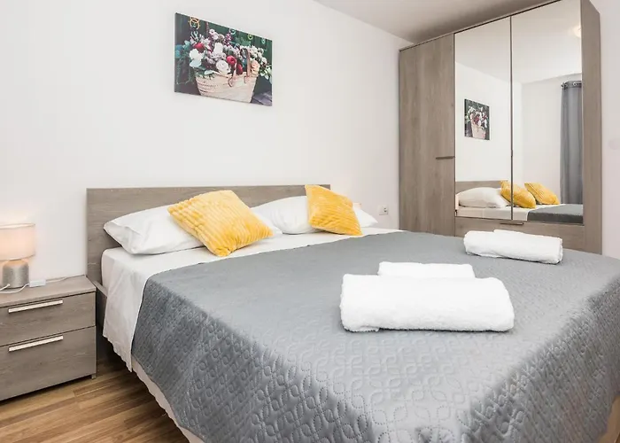 3 Bedroom Awesome In *
